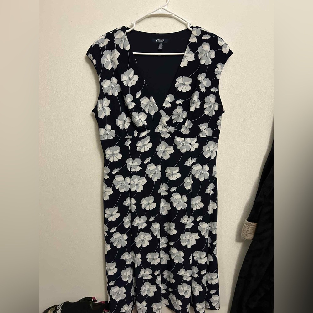 Chaps Navy and White Floral Midi Dress size xl